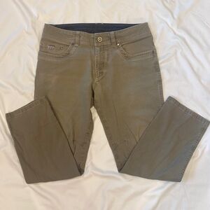 Men’s Kühl work pants.  Dark tan in color 33x30